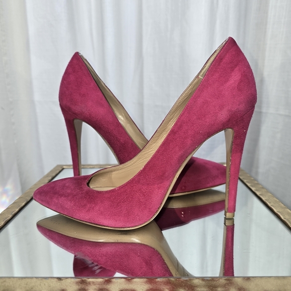 Emporio Armani Fuchsia Suede Stilettos - Picture 4 of 13